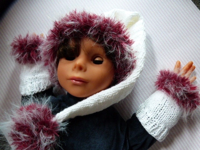 Set Mütze Und Stulpen Gestrickt, Weihnachtsmütze Baby Mädchen von MASCHENPUNK