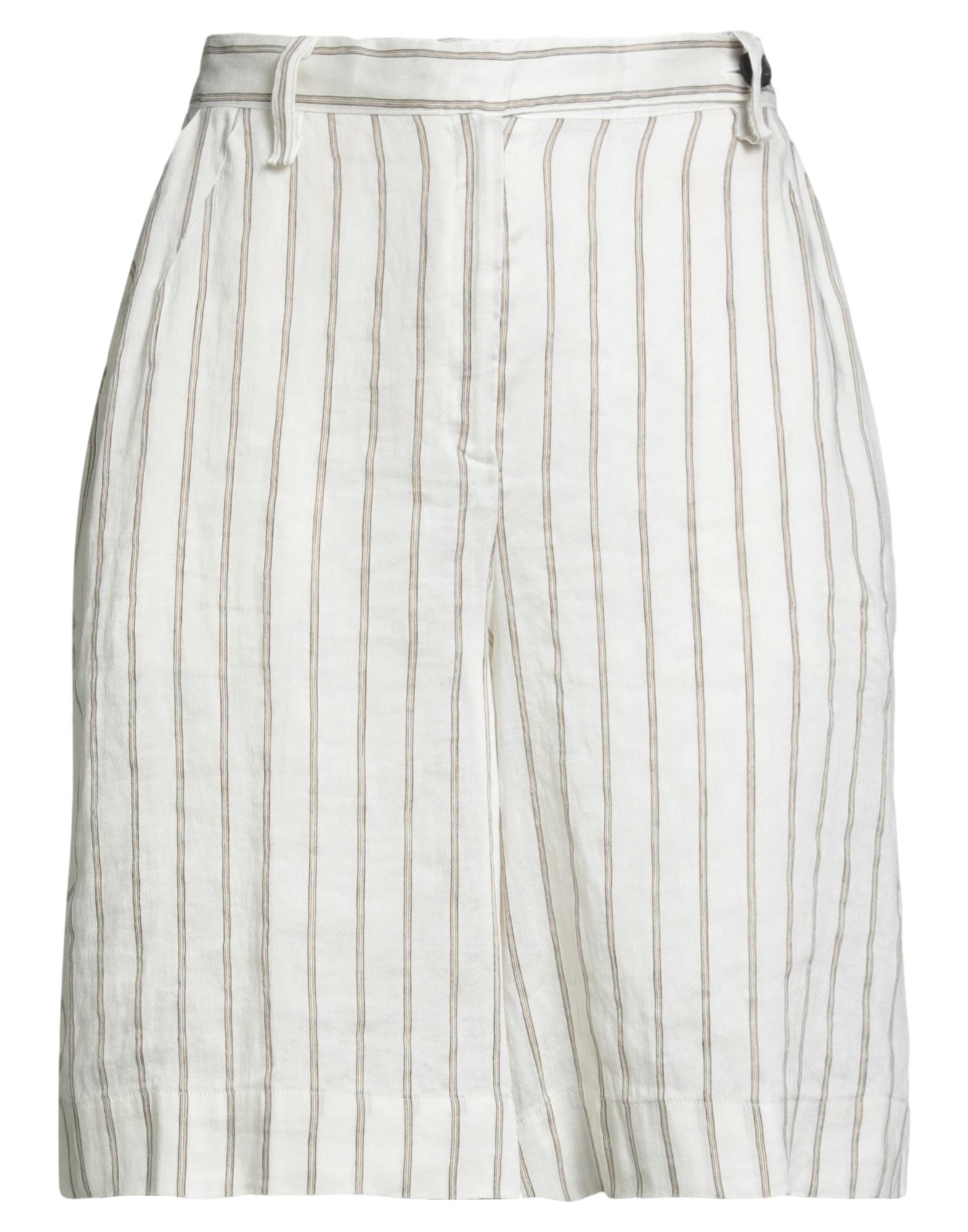 MASSIMO ALBA Shorts & Bermudashorts Damen Off white von MASSIMO ALBA
