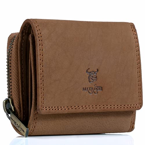 MATADOR Brieftasche Herren Klein Leder #CHIQUITO Mini Portemonnaie mit edler Geschenk Box, Elegante Geldtasche mit RFID Blocker, Luxus Herren Portemonnaie Klein mit vielen Fächern in Braun Hell von MATADOR