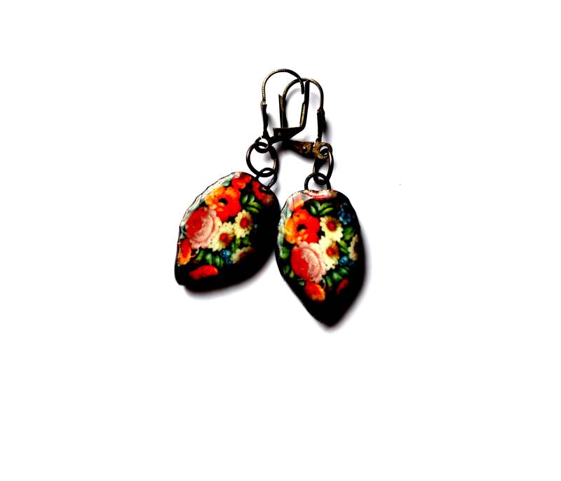 Blattförmige Ohrringe, Handgefertigte Keramik, Blumen von MATTCadeaux