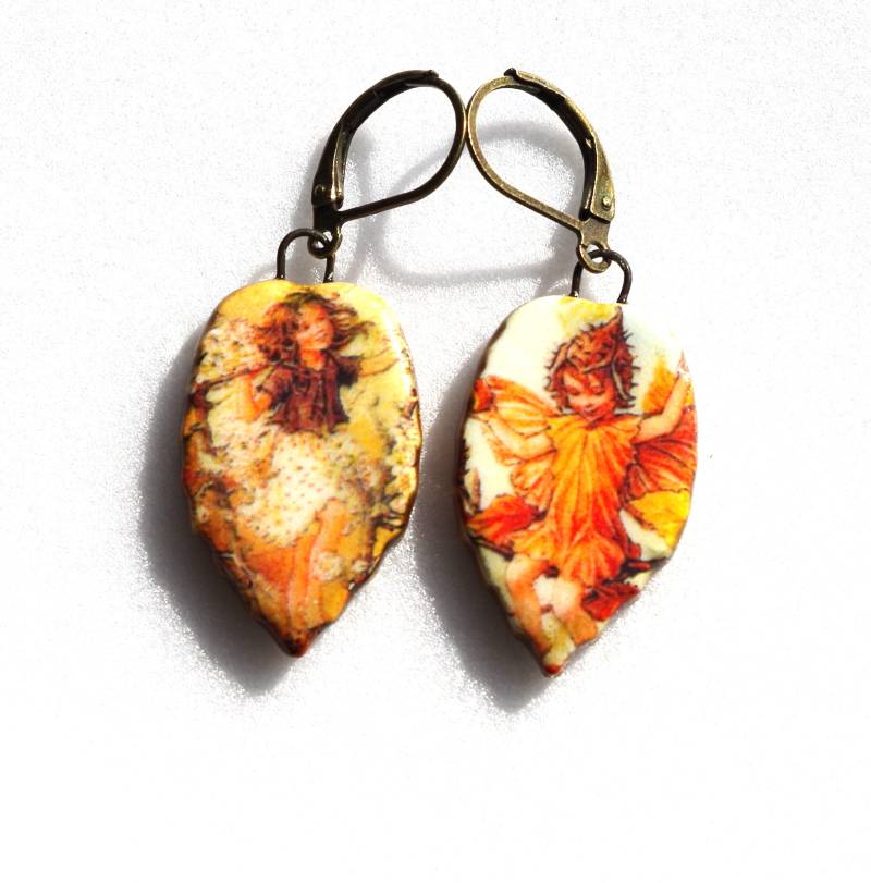 Blattförmige Ohrringe, Handgemachte Keramik-Elfe, Fee, Pixie, Schmetterling, Orange-Rot von MATTCadeaux