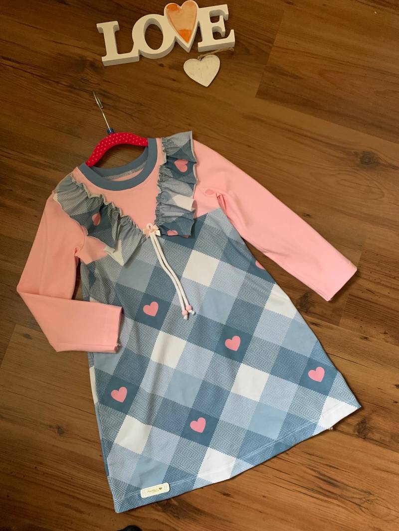 Kleid Gr.122/Handmade/Neu /Biojersey/Absolutes Unikat von MAWICOUNTRYLOOK