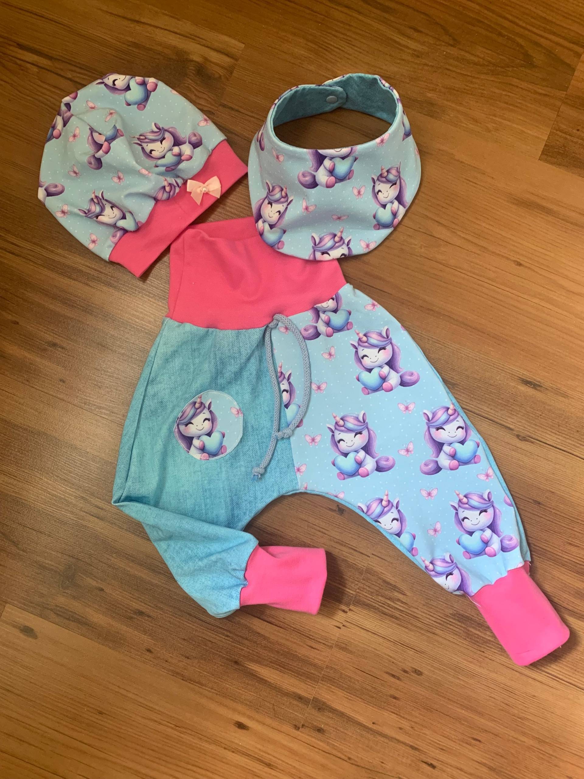 Set/ Dreiteilig /Hose , Beanie &tuch/Handgemacht /Neu Set/ Dreiteilig /Hose , Beanie &tuch/Handgemacht /Neu von MAWICOUNTRYLOOK