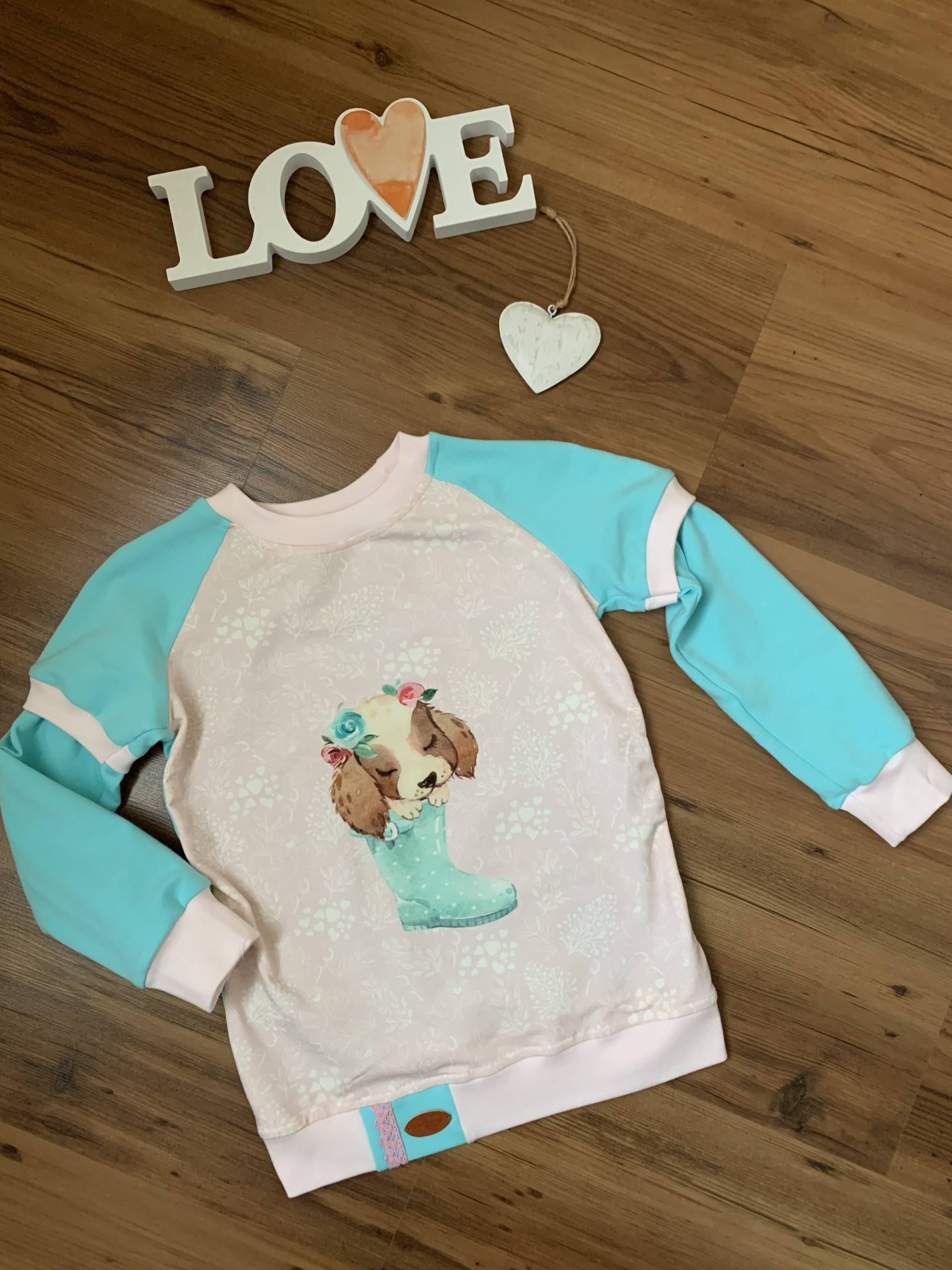 Sweatshirt Gr104 /Bioqualität /Handmade/Absolutes Unikat von MAWICOUNTRYLOOK