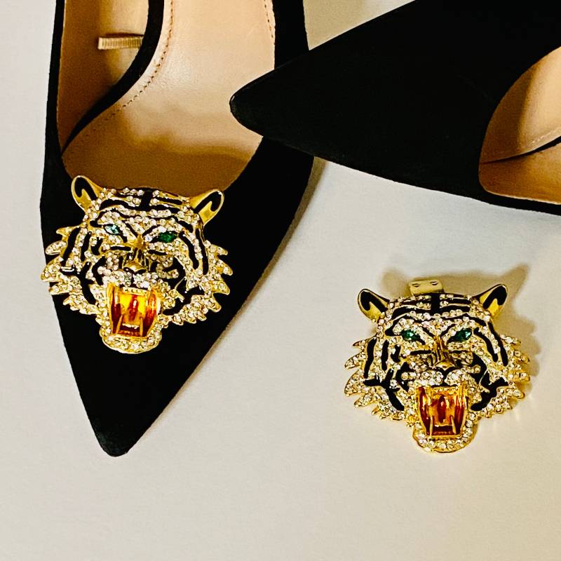 Tiger Clips Eschnapur | Ein Paar Tiger Clips Eschnapur | Ein Paar von MAXIMONDAEN