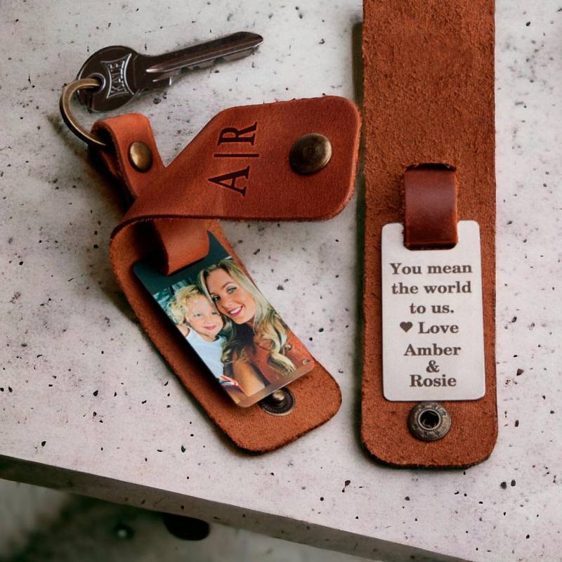 Echtleder Foto-Schlüsselanhänger, Personalisierter Schlüsselanhänger Mit Foto Und Gravur, Personalisiertes Geschenk Für Männer, Gravierter Echtleder Foto-Schlüsselanhänger, Personalisierter Schlüsselanhänger Mit Foto Und Gravur, Personalisiertes Geschenk Für Männer, Gravierter von MAYANstudioFR