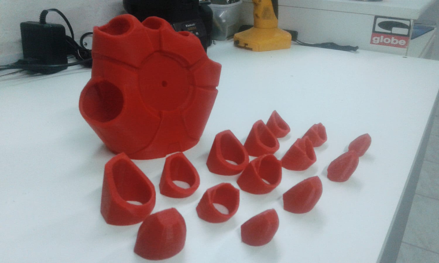 3D Gedruckte Eisen Hände Kit, Paar, 2 3D Gedruckte Eisen Hände Kit, Paar, 2 von MBIndustry