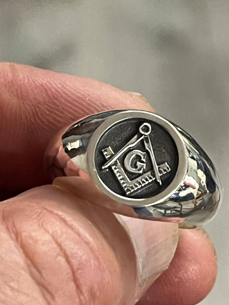Masonic Solid Runder Ring Sterling Silber 925 Erhältlich Herrengröße 6-14 Masonic Solid Runder Ring Sterling Silber 925 Erhältlich Herrengröße 6-14 von MBJSOnline