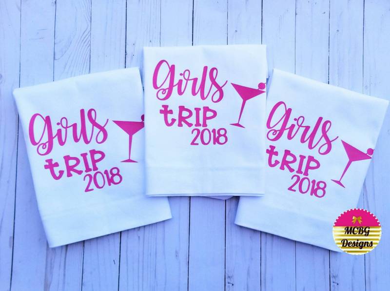 Girls Trip Tote Baghochzeitsgeschenkbachelorette Geschenkhochzeitsgeschenkbrautjungfer Geschenkvegas Reisebeste Freundetaschengeldbeutelbachelorette von MCBGDesigns