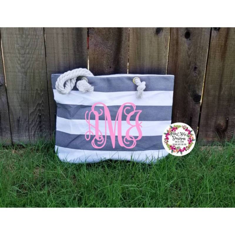 Monogramm Strandtasche Strandtaschen Handgemacht Strand-Accessoires Brautpartygeschenke Hochzeitsgeschenke Damengeburtstagsgeschenk von MCBGDesigns