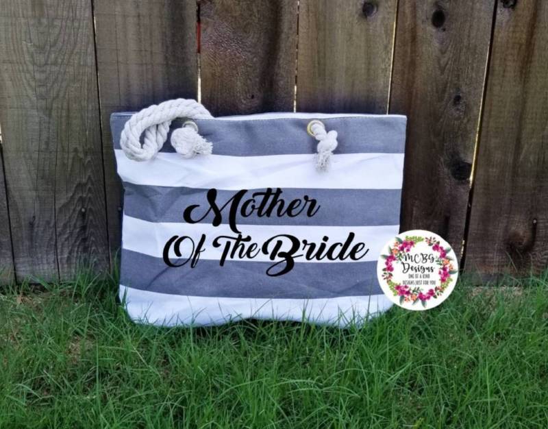 strandtasche Für Mutter Der Brautstrandtasche Des Bräutigamshochzeitsgeschenkestrandhochzeitenhochzeitsaccessoiresbräutigammutter Geschenke von MCBGDesigns