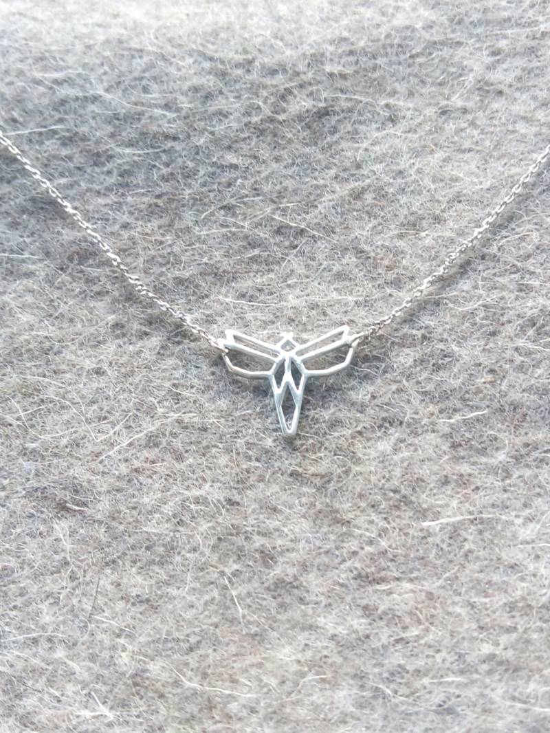 sterling Silber Origami Motte Anhänger von MCODEjewellery