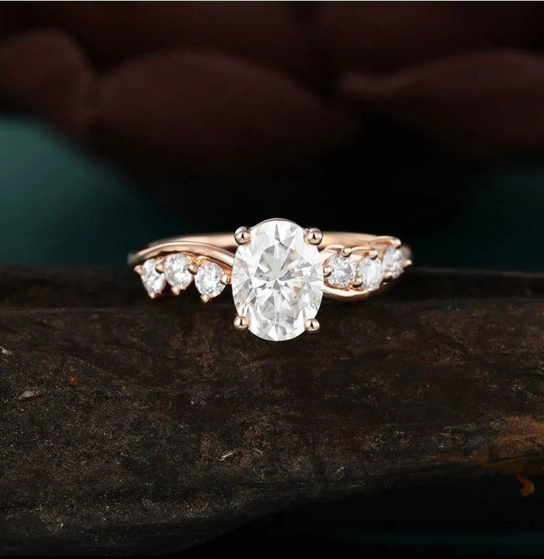 Oval Moissanite Verlobungsring 14K Rose Gold Ring Drei Stein Jahrestag Ehering Für Frauen Versprechen Einzigartige von MDJEWEL