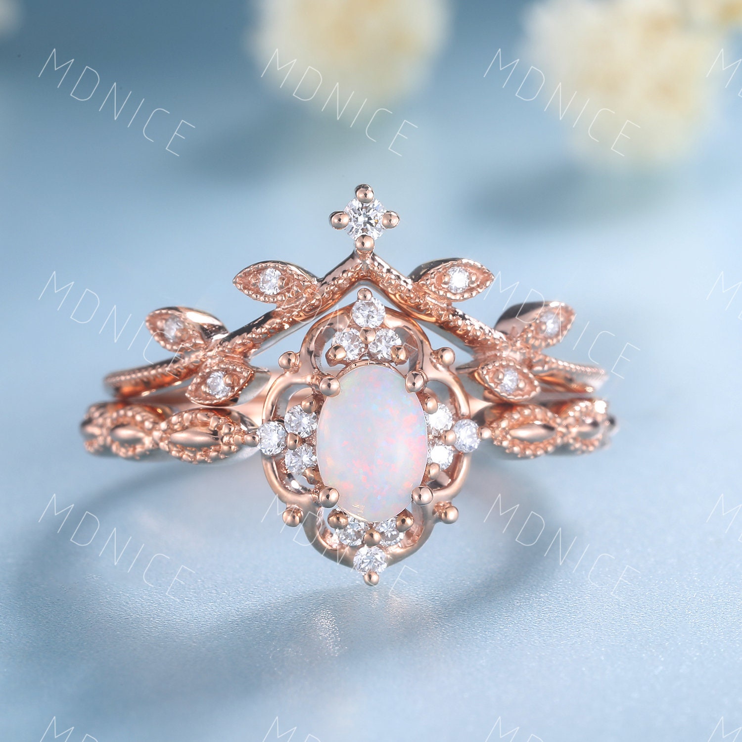 Natürlicher Opal Ring, Ovaler Verlobungsring Set, Vintage Brautring, Art Deco Stapelring, Einzigartiger Versprechen Jubiläumsring von MDNICE