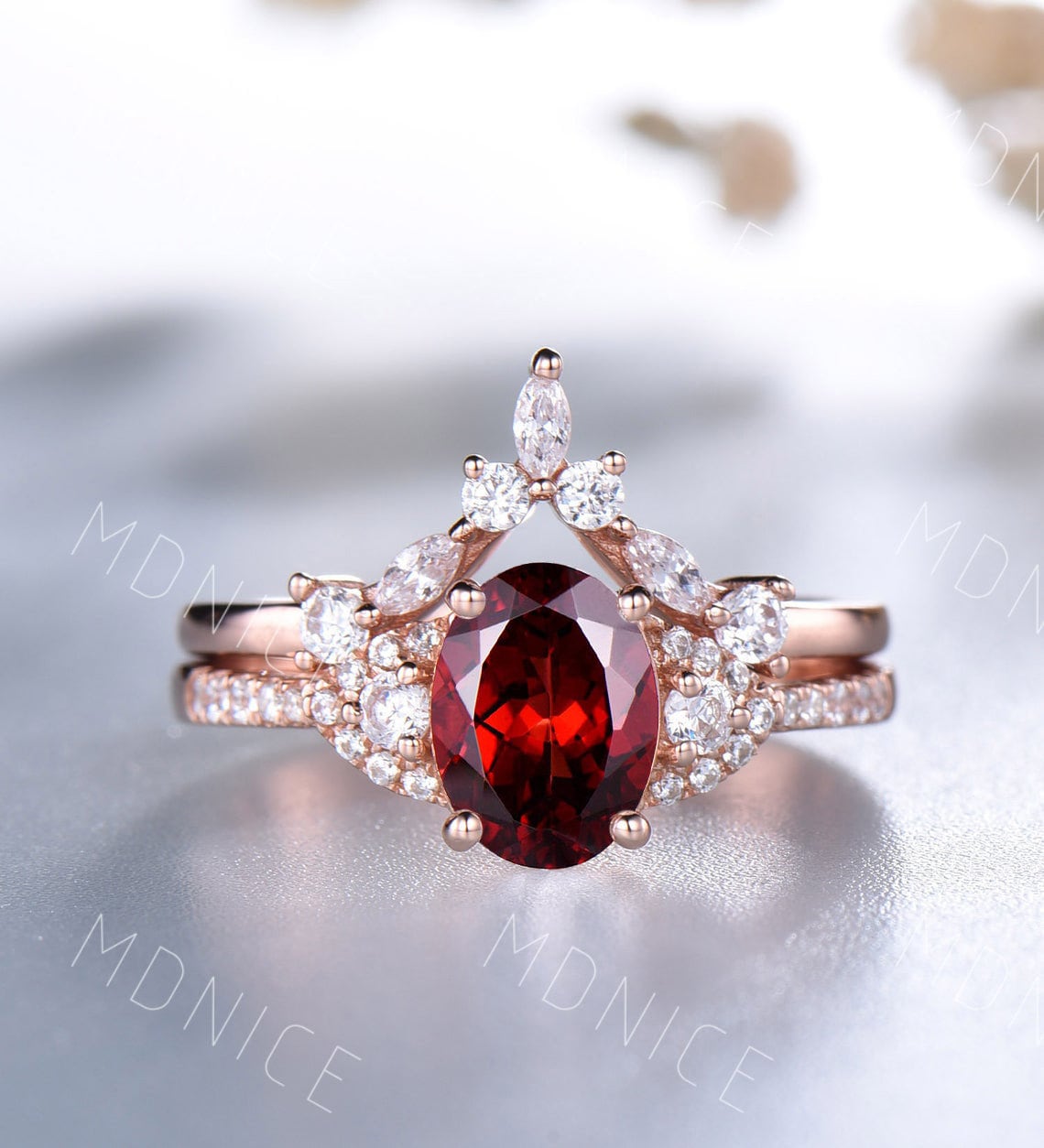 Roter Granat Ring/Ovaler Verlobungsring Set Januar Geburtsstein Geschwungener Marquise Ehering Schmuck Versprechen Brautring von MDNICE