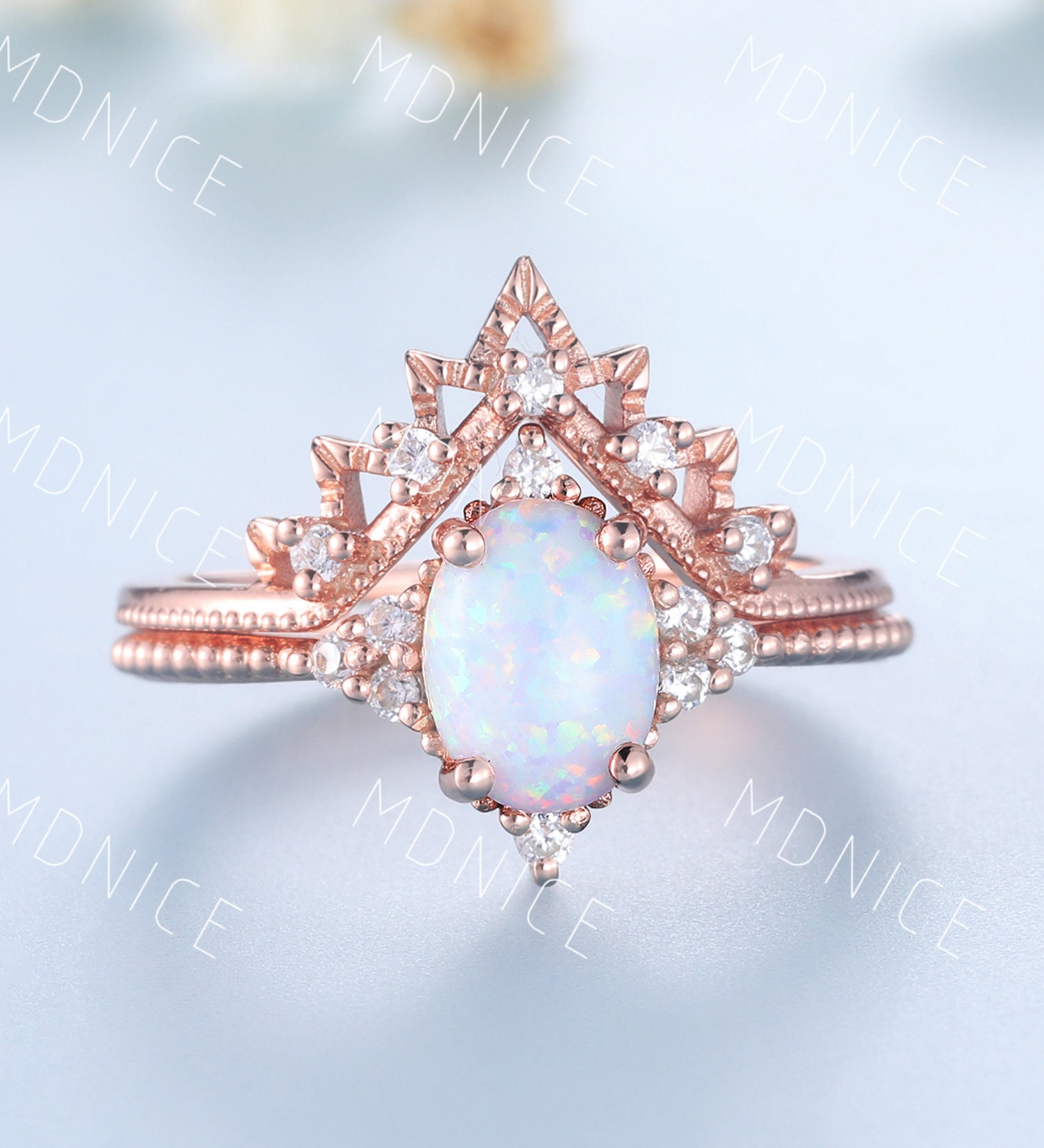 Vintage Opal Verlobungsring Set, Oval Geschliffener Weißer Ring, Roségold Ehering Unikat Stapelring, Jahrestag Hochzeitsring von MDNICE