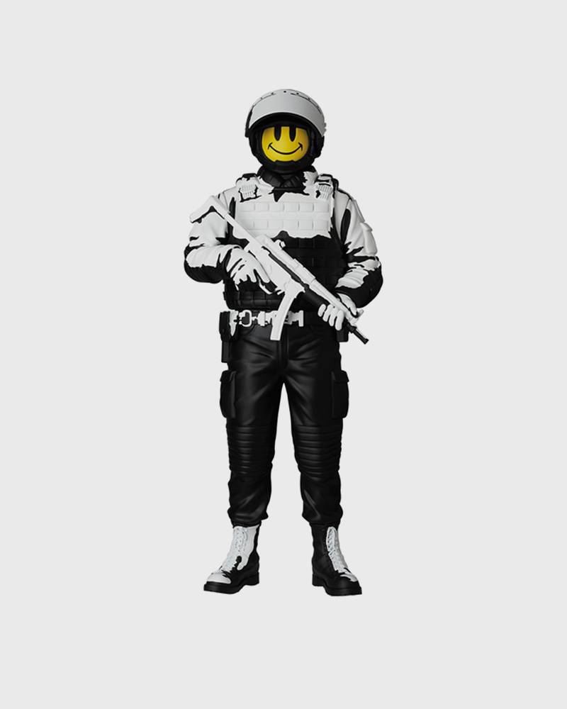 MEDICOM BRANDALISM RIOT COP STATUE ORIGINAL VERSION men Collectibles & Toys multi in Größe:ONE SIZE von MEDICOM