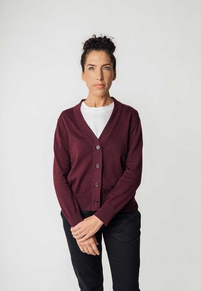 Basic V-Neck Feinstrick Cardigan SURINA | von MELA | Fairtrade & GOTS zertifiziert von MELA