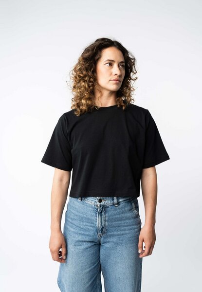 Cropped T-Shirt DESNA | von MELA | Fairtrade & GOTS zertifiziert von MELA