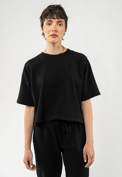 French Terry Cropped T-Shirt DEEPALI | von MELA | Fairtrade & GOTS zertifiziert von MELA