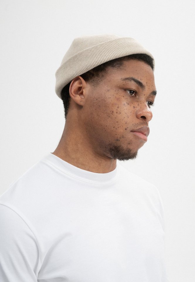 MELA Strickmütze Feinstrick Mütze kurz Style LESH Variabler Umschlag von MELA