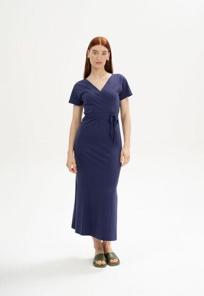 V-Neck Kleid lang SHREOSHI | von MELA | Fairtrade & GOTS zertifiziert V-Neck Kleid lang SHREOSHI | von MELA | Fairtrade & GOTS zertifiziert von MELA