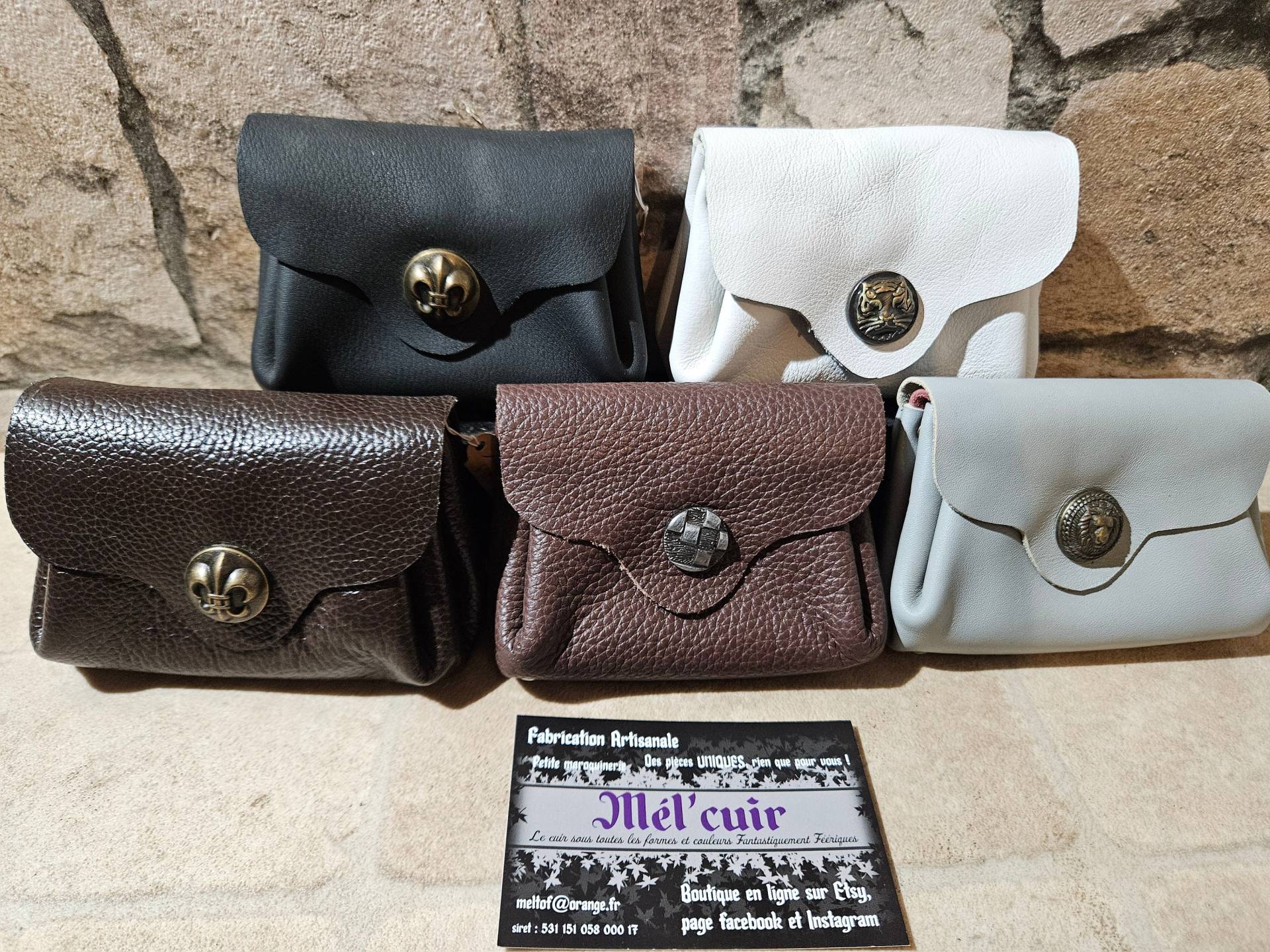 Schwarze Und Braune Geldbörse Mit Drei Fächern von MELCUIR