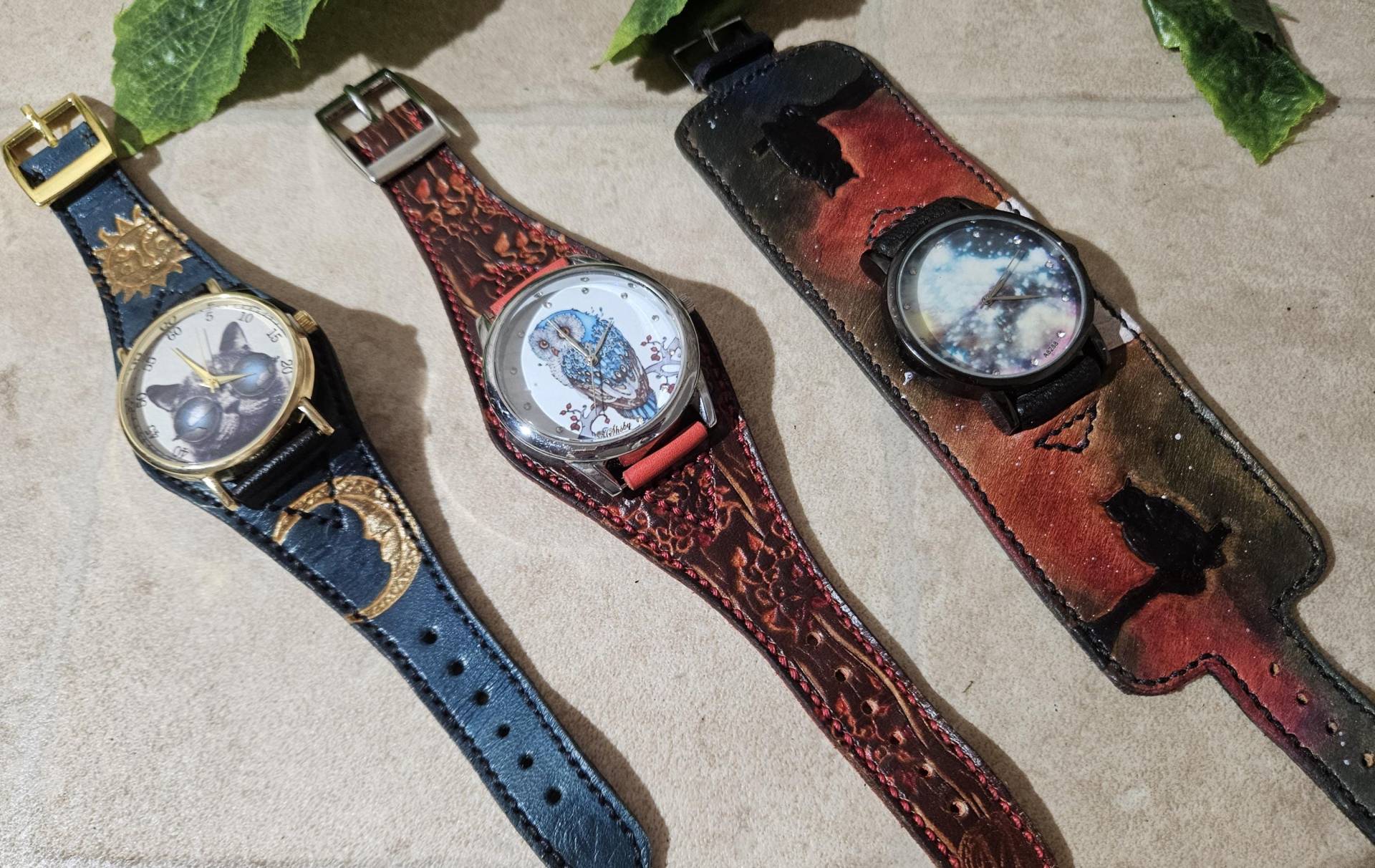Uhr, Breites Lederarmband Uhr, Breites Lederarmband von MELCUIR