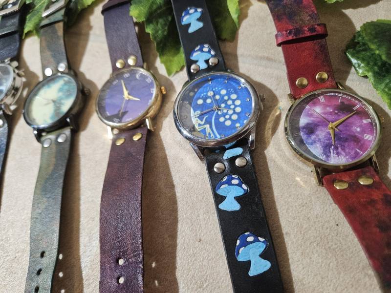 Uhr Mit Echtlederarmband Uhr Mit Echtlederarmband von MELCUIR