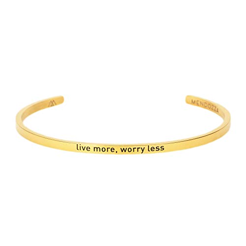 MENDOZZA Armreif Damen Edelstahl Sprucharmreif mit Gravur live more, worry less Größenverstellbar Silber Gold Rosegold (Gold, 16) von MENDOZZA