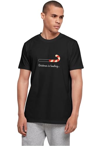 Merchcode Men's MP0004996-Christmas Loading Basic Round Neck T-Shirt, Black, L Merchcode Men's MP0004996-Christmas Loading Basic Round Neck T-Shirt, Black, L von MERCHCODE