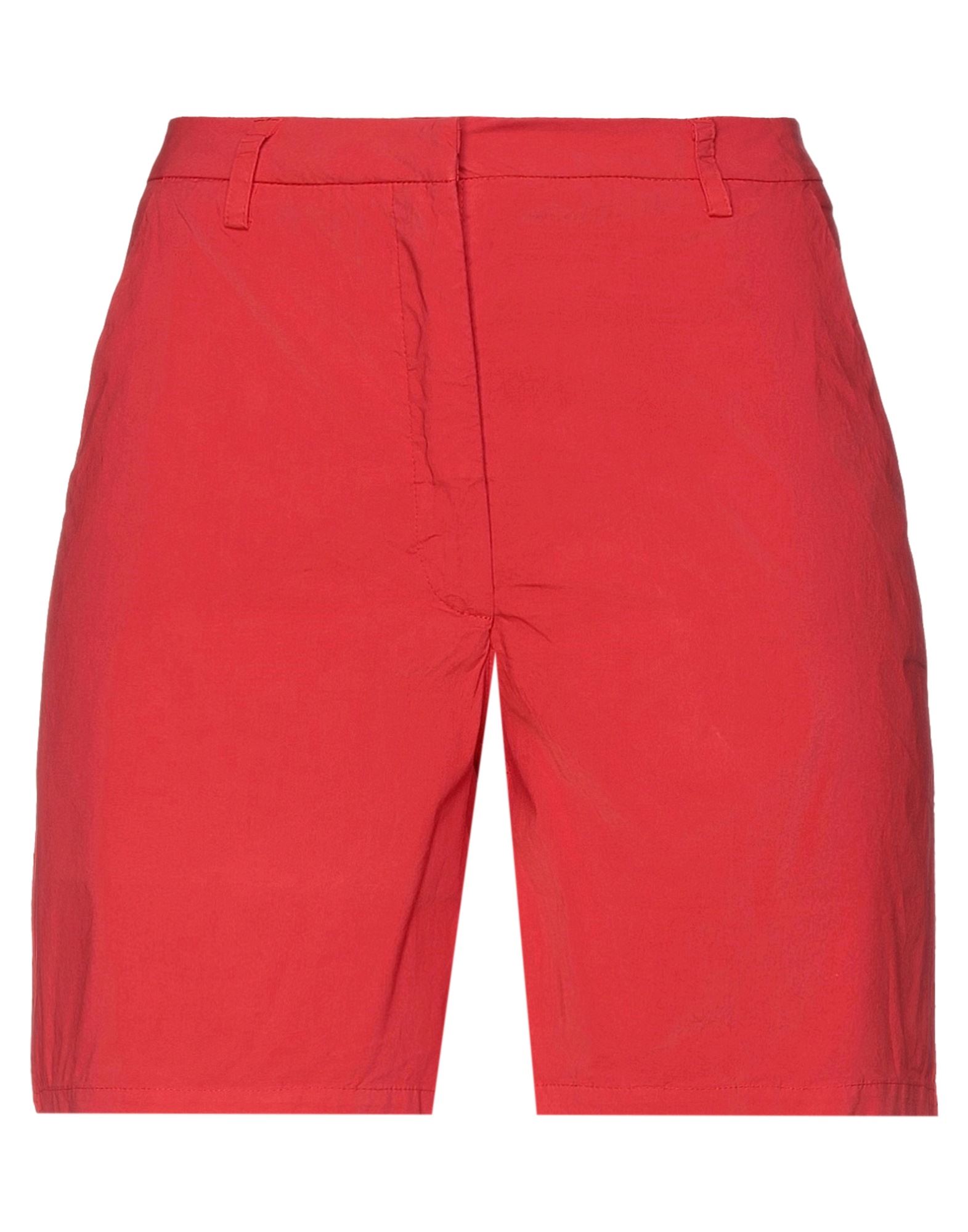 ..,MERCI Shorts & Bermudashorts Damen Rot von ..,MERCI