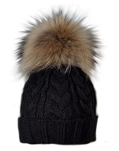 MERRYLAND Mütze XXL Echtfellbommel Pudelmütze Bommelmütze ECHTFELL Hat Real Fur Handmade Fellbommel Echt Fell Bommel Strickmütze Pelzbommel Waschbär Raccoon Pelz von MERRYLAND