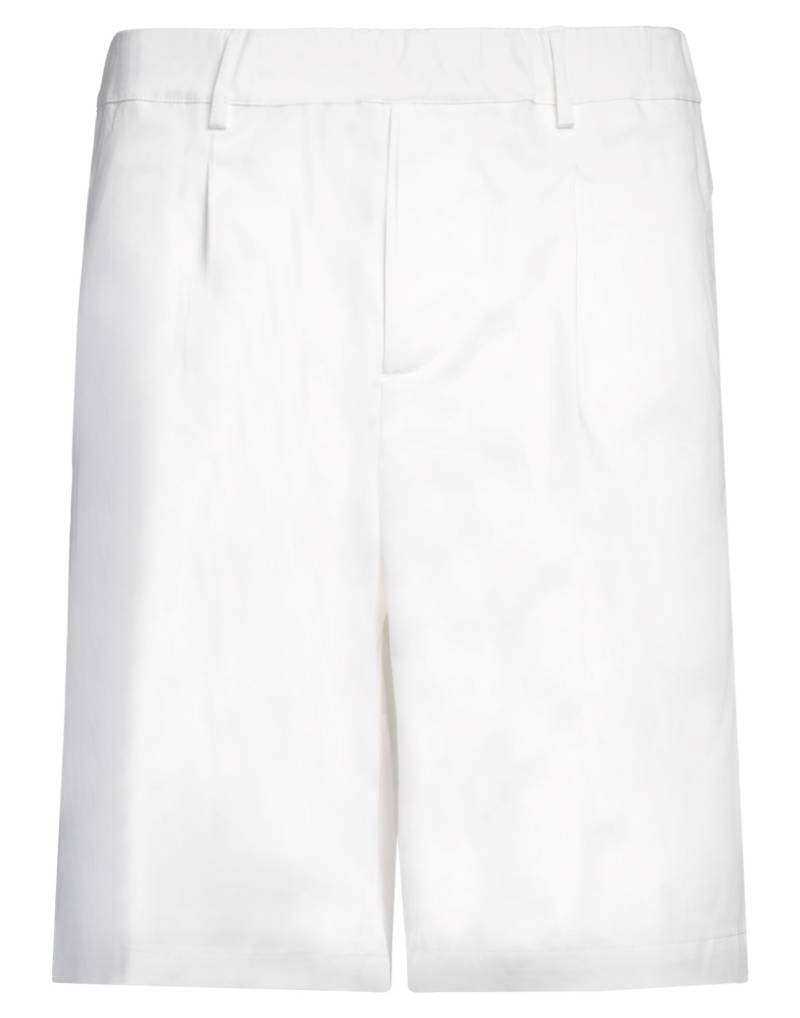 MESSAGERIE Shorts & Bermudashorts Herren Weiß von MESSAGERIE