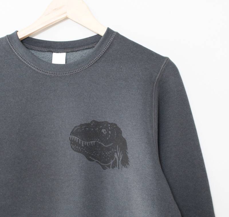 Handbedrucktes T-Rex Sweatshirt Anthrazit Bambus Fleece Rundhalsausschnitt von MEimage