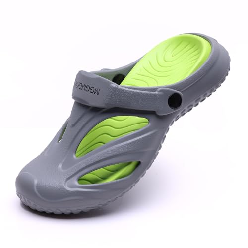 Unisex Clogs Pantoletten Strand Hausschuhe Sommer Sandalen Gartenschuhe mit Fußbett aus Weichem,Grey,42/43 von MGGMOKAY