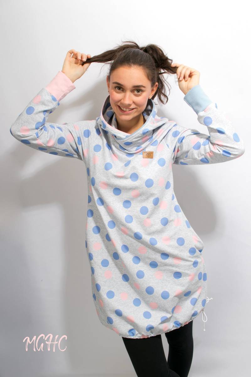 Sweatkleid "Ena" Candy Punkte A-Linie Damen Kapuzenkleid Jerseykleid Knielanges Kleid Winterkleid Langarmkleid Rose Hellblau Grau von MGHomeCouture
