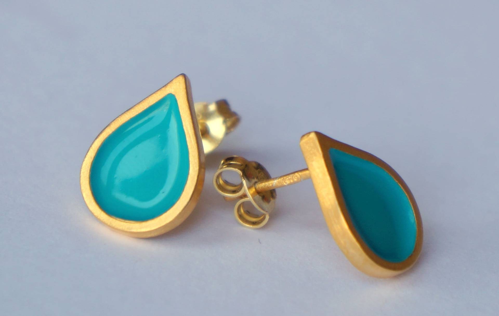 Teardrop Boho Ohrringe, Ohrstecker, Emaille Minimale Sterling Silber Ohrringe Teardrop Boho Ohrringe, Ohrstecker, Emaille Minimale Sterling Silber Ohrringe von MGeometricDesigns