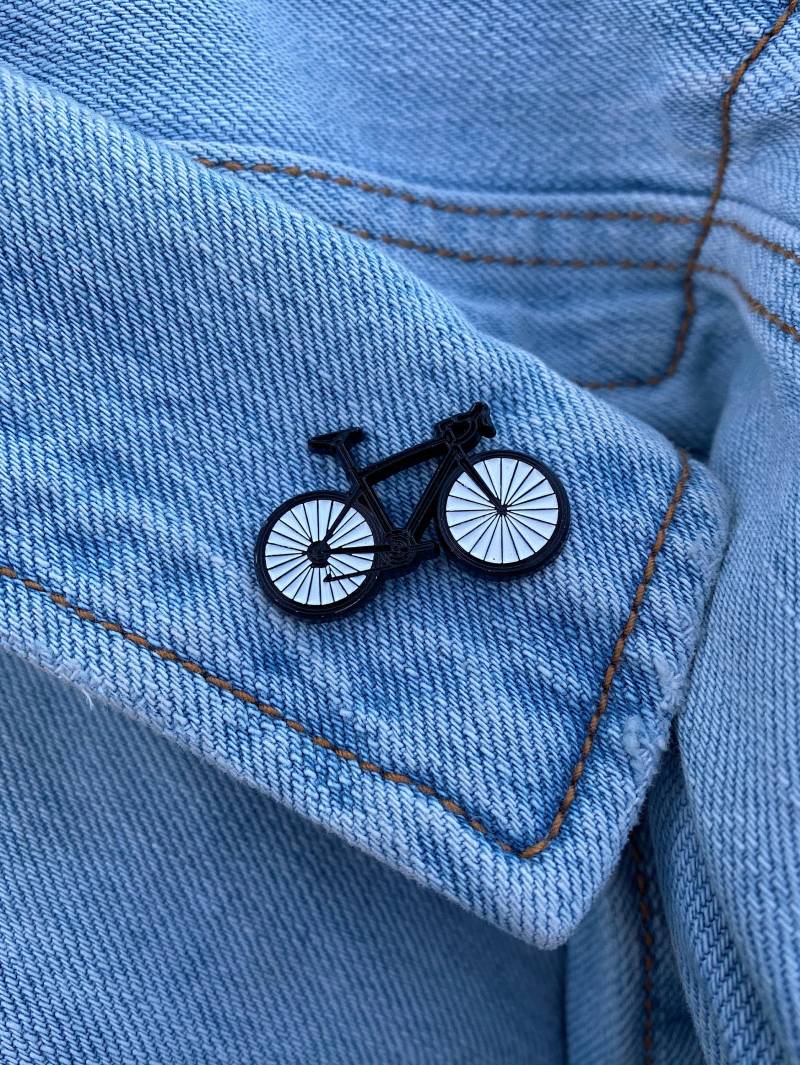 Fahrrad Emaille Pin - Anstecknadel Radfahrer von MHTpins