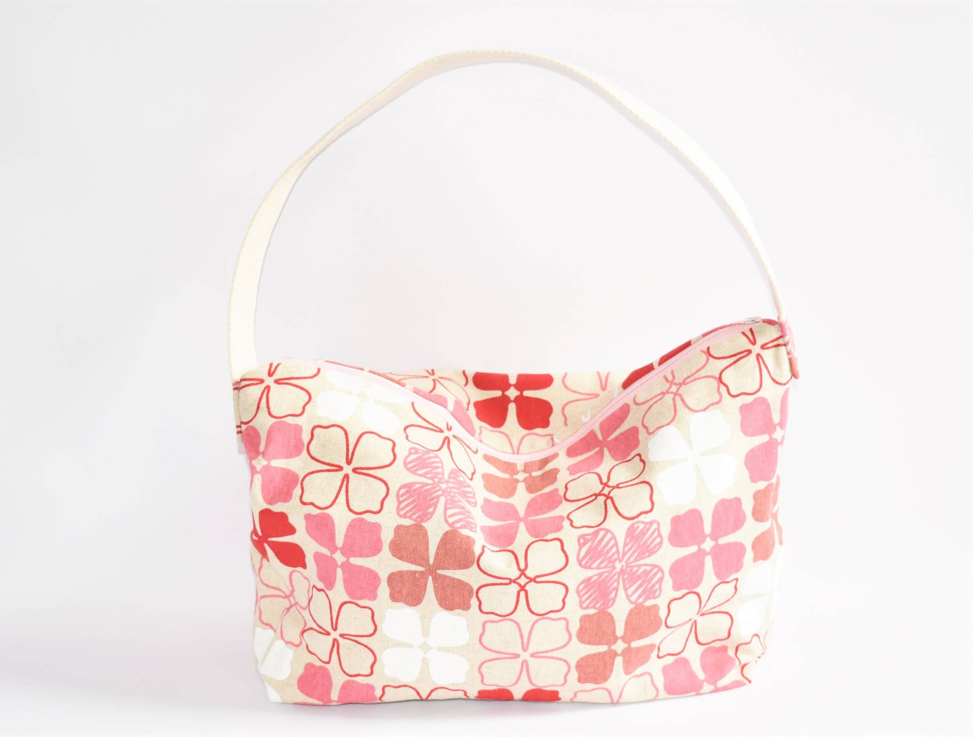 Umhängetasche Kirschblüte Umhängetasche Kirschblüte von MIAMIADesignShop