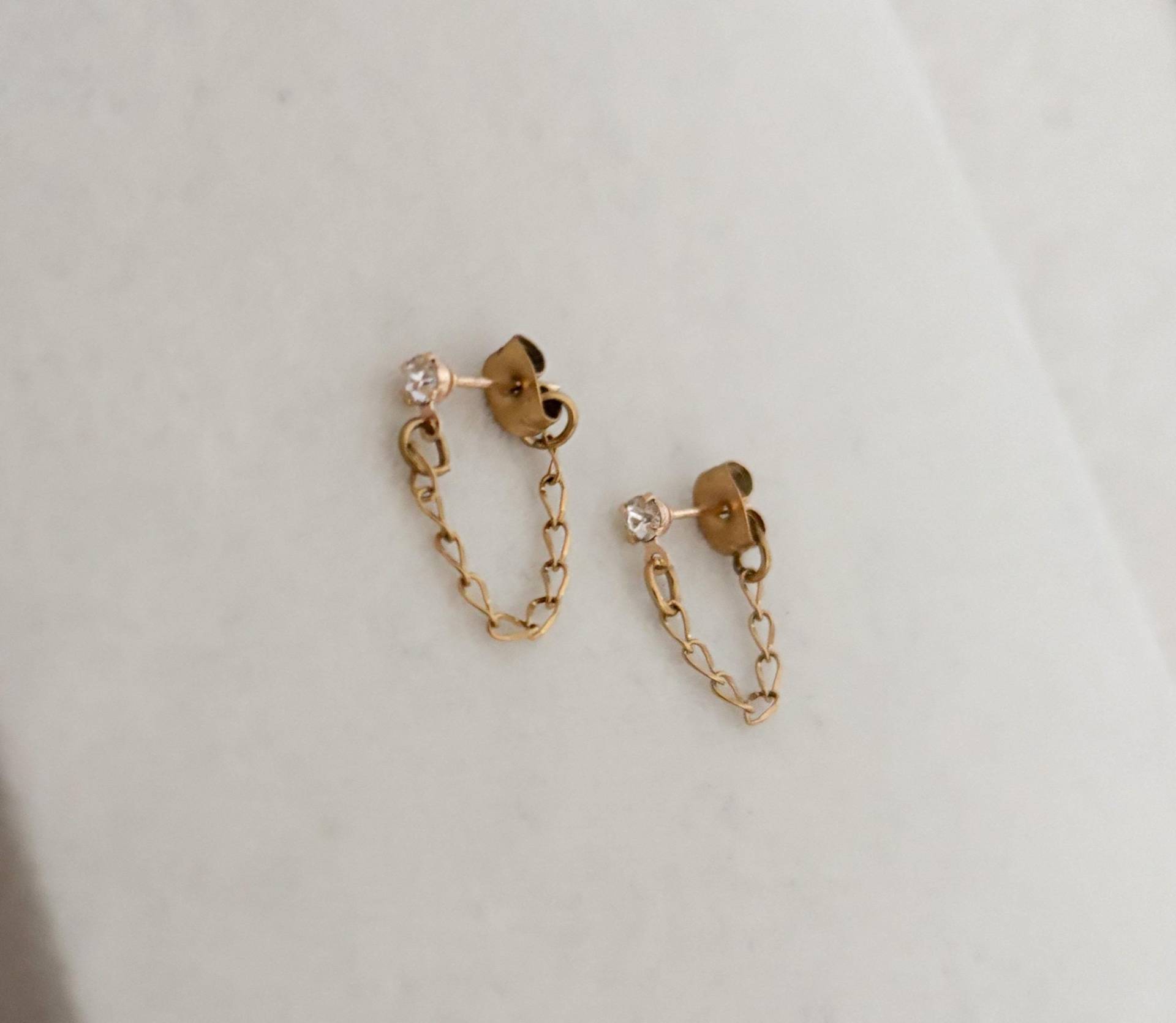 Goldene Steinchen Ohrringe Mit Kette - Verbunden Boho Geschenk Für Sie, Tochter von MIAxMINA