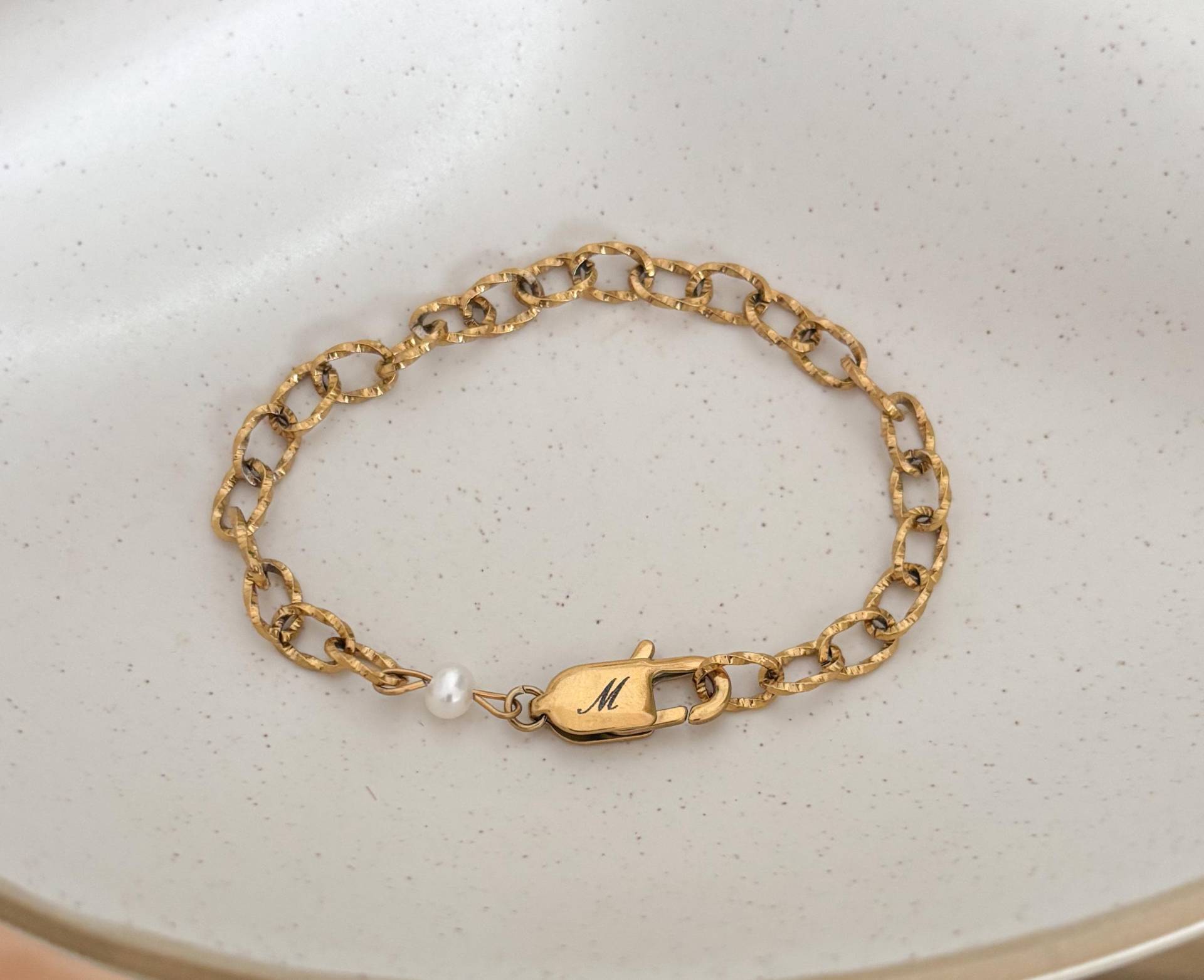 Personalisiertes Geburtsstein Armband in Gold, Gravur Mit Karabiner Anhänger, Geschenk Für Frau, Beste Freundin, Geburtstag von MIAxMINA