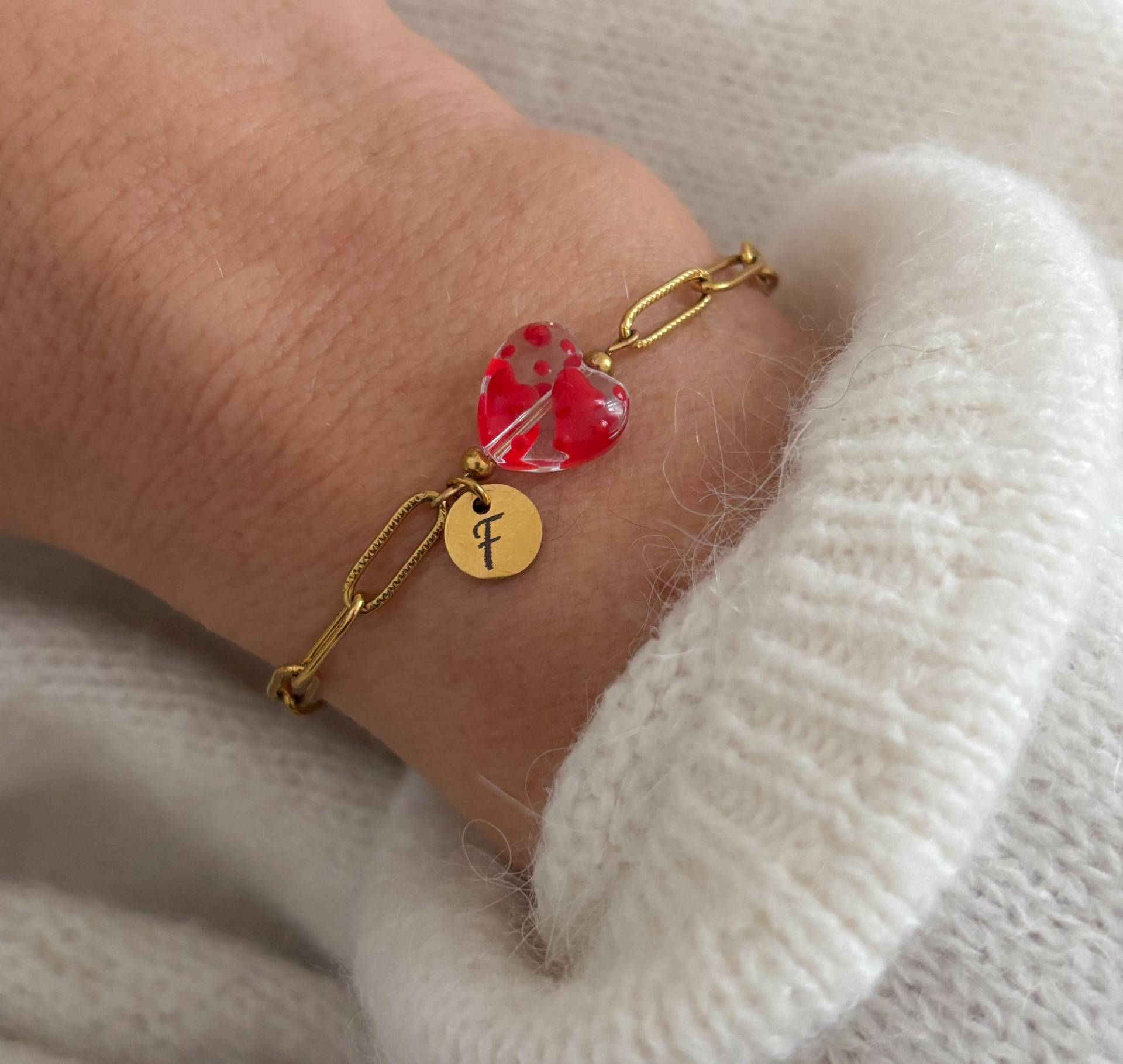 Personalisiertes Initial Armband in Gold, Herzchen Gravur Mit Plättchen Anhänger, Geschenk Für Frau, Beste Freundin, Geburtstag Personalisiertes Initial Armband in Gold, Herzchen Gravur Mit Plättchen Anhänger, Geschenk Für Frau, Beste Freundin, Geburtstag von MIAxMINA