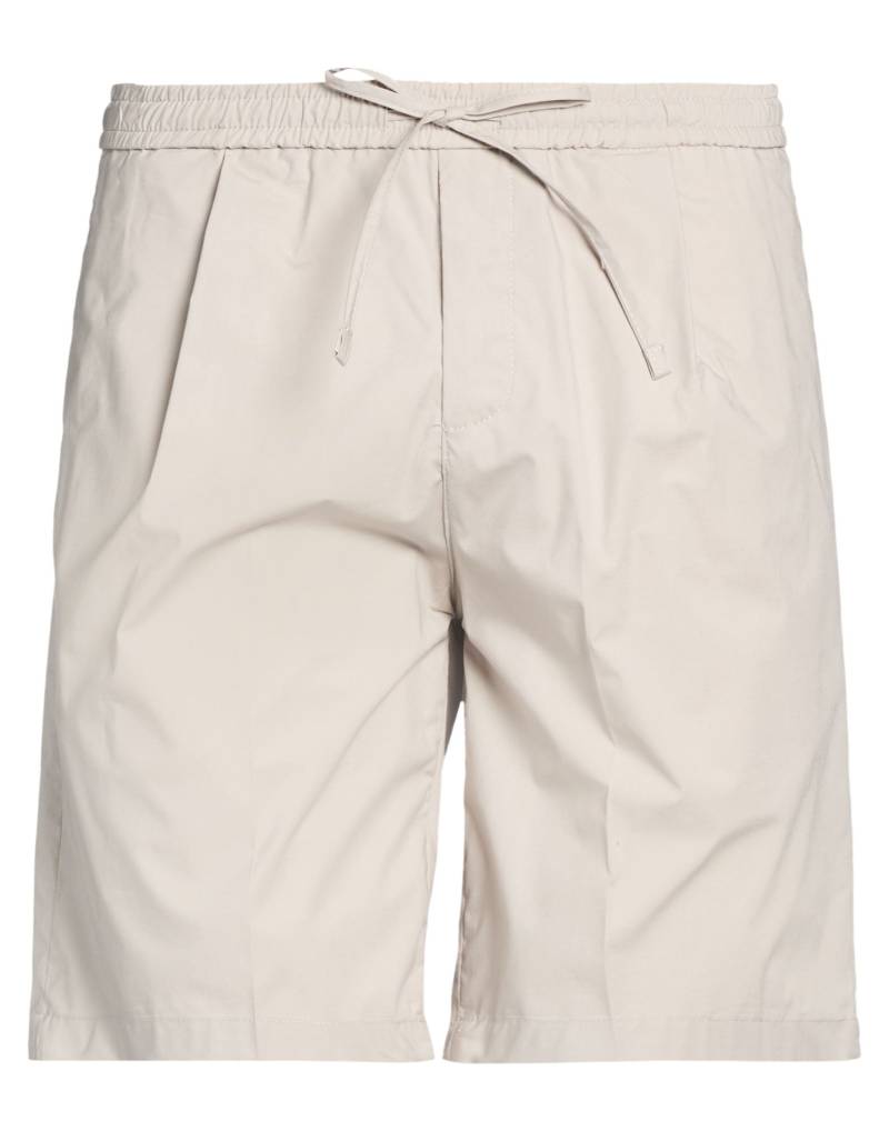 MICHAEL COAL Shorts & Bermudashorts Herren Hellgrau von MICHAEL COAL