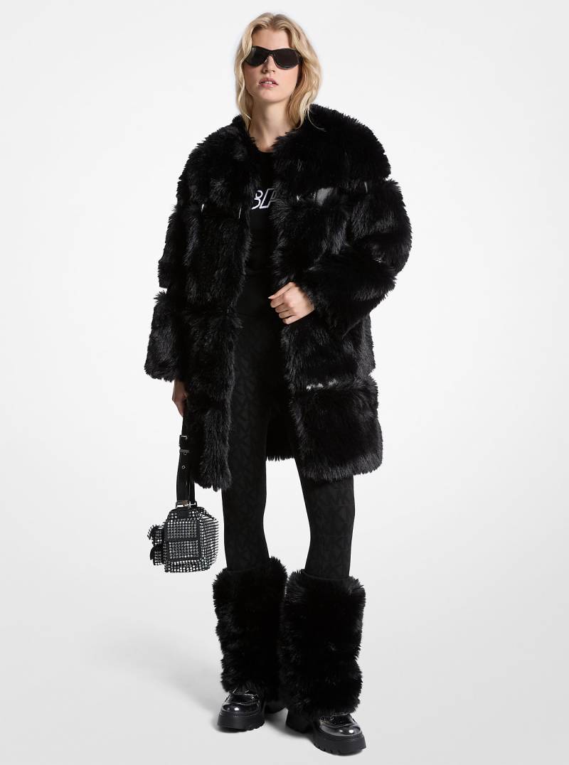 MK Mantel Aus Kunstpelz Und Lackleder - Schwarz - Michael Kors MK Mantel Aus Kunstpelz Und Lackleder - Schwarz - Michael Kors von MICHAEL Michael Kors