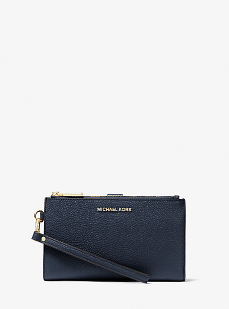 MK Smartphone-Brieftasche Adele Aus Gekrispeltem Leder - Navyblau(Blau) - Michael Kors von MICHAEL Michael Kors