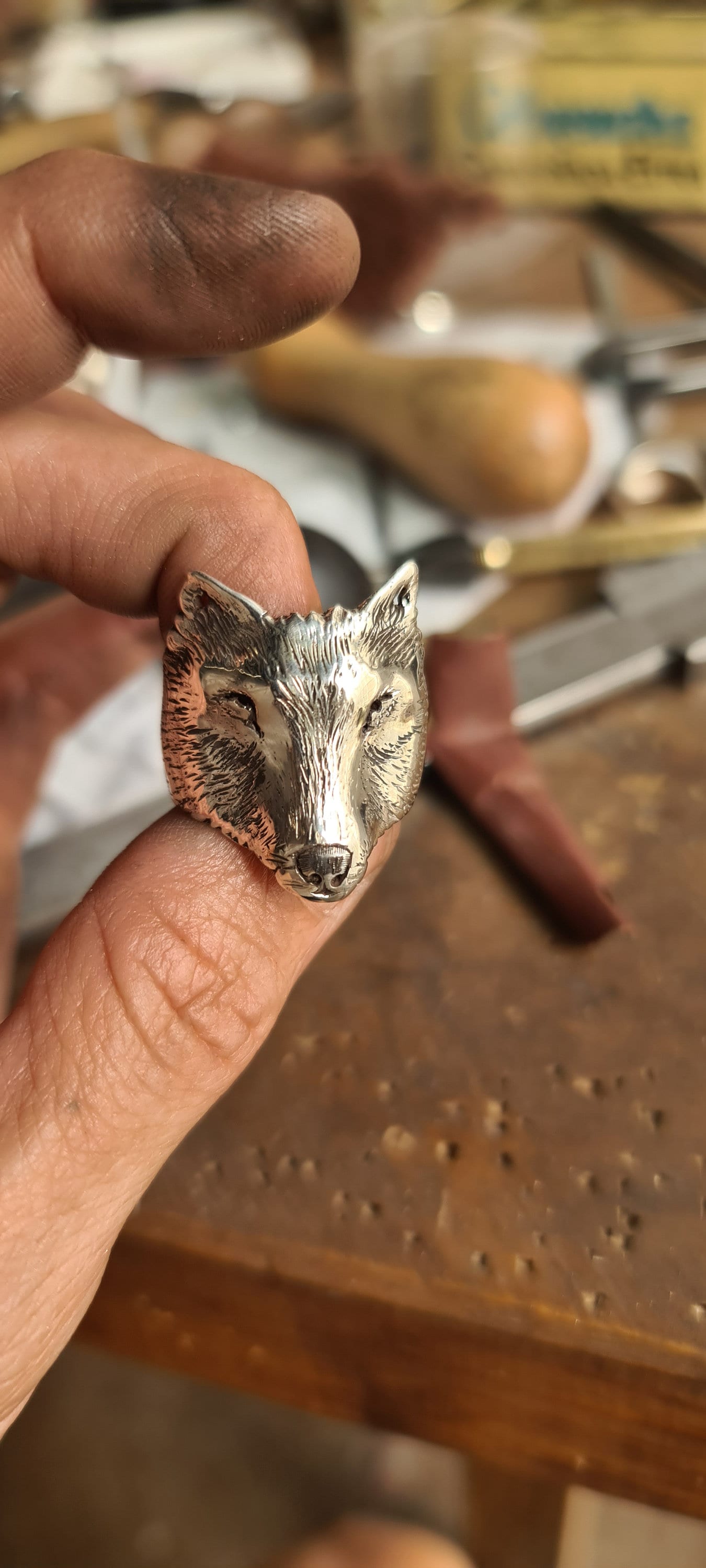 Anillo Lobo/Plata De Ley Decorado Con Pátina Negra Oxidada von MICHIROMAN