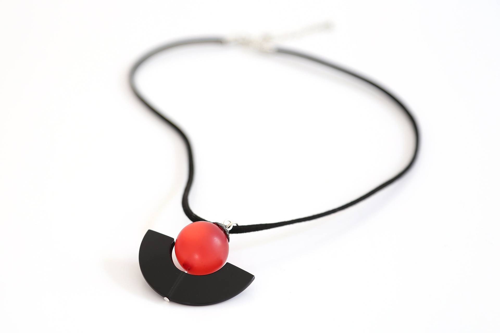 Polariskette Art-Déco Rot Schwarz Halskette Polarisperlen Kette Polarisschmuck Collier 20Er-Jahre-stil Polariskette Art-Déco Rot Schwarz Halskette Polarisperlen Kette Polarisschmuck Collier 20Er-Jahre-stil von MILORADschmuck