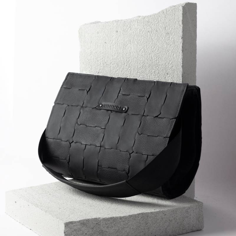 Designer Clutch Tasche/Echtleder Geldbeutel Recycelte Handtasche Schwarze Leder Abendtasche Upcycled Schultertasche von MIMIKRIDesign