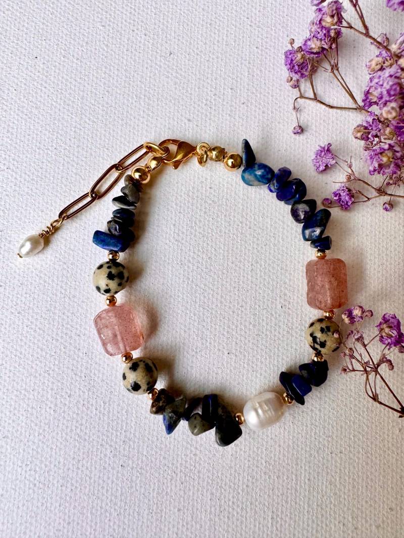 Naturstein Armband Bunt - Dalmatinerjaspis, Lapis, Süßwasserperle, Edelsteinarmband, Geschenk Für Sie, Zarter Boho Schmuck, Verstellbar von MINNAKFINEJEWELRY